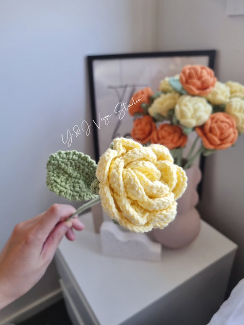 Single flower-one piece petal rose